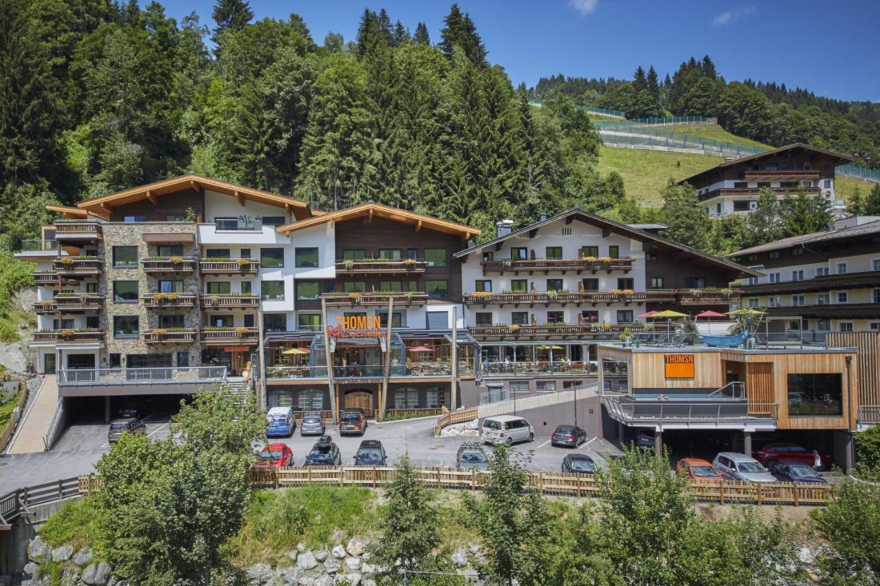 Thomsn-Alpine Rock Hotel Saalbach-Hinterglemm Exterior photo